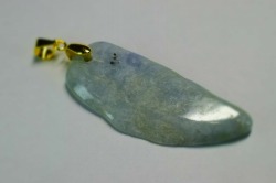糸魚川産　ペンダントトップ