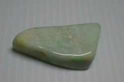 糸魚川産　翡翠原石