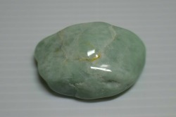 糸魚川産　翡翠原石