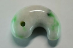 糸魚川産翡翠　勾玉　31mm