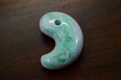 糸魚川産　勾玉  33mm