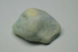糸魚川産　翡翠原石