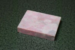 糸魚川産　桃簾石　板