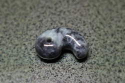 糸魚川産　勾玉　21mm