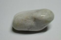 糸魚川産　翡翠原石