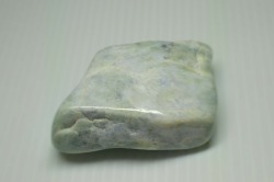糸魚川産　翡翠原石
