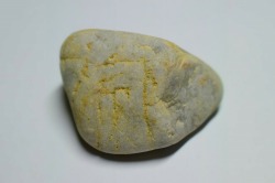 糸魚川産　翡翠原石