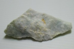 糸魚川産　翡翠原石
