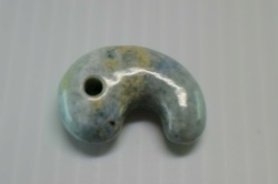 糸魚川産翡翠　勾玉　26mm