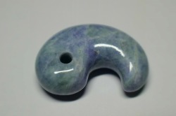 糸魚川産翡翠　勾玉　31mm