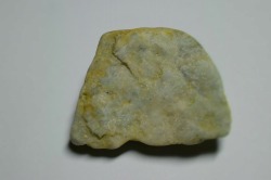 糸魚川産　翡翠原石
