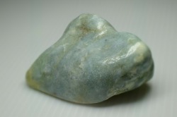 糸魚川産　翡翠原石