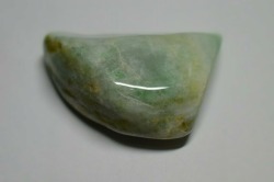 糸魚川産　翡翠原石　