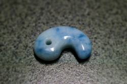 糸魚川産翡翠　勾玉　19mm