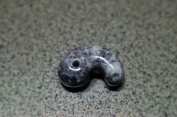糸魚川産翡翠　勾玉　21mm