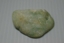 糸魚川産　翡翠原石