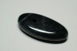 糸魚川産翡翠　大珠　37mm