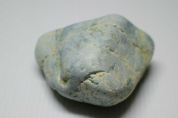 糸魚川産　翡翠原石