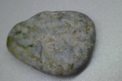 糸魚川産　翡翠原石