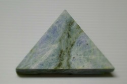 糸魚川産　翡翠原石　板