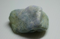 糸魚川産　翡翠原石