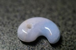 糸魚川産翡翠　勾玉　17mm