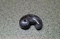 糸魚川産翡翠　勾玉　21mm