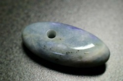 糸魚川産翡翠　大珠　38mm　