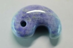 糸魚川産翡翠　勾玉　32mm