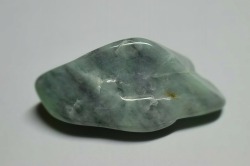 糸魚川産　翡翠原石