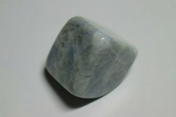 糸魚川産　翡翠原石
