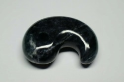 糸魚川産翡翠　勾玉　31mm