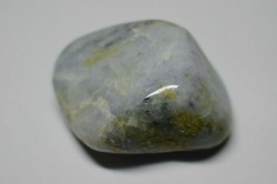 糸魚川産　翡翠原石