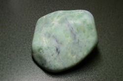 糸魚川産　翡翠原石