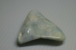 糸魚川産　翡翠原石