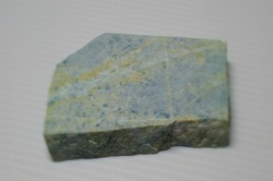 糸魚川産　翡翠原石　板