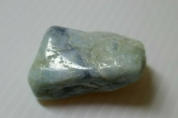 糸魚川産　翡翠原石