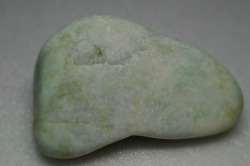 糸魚川産　翡翠原石