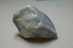 糸魚川産　翡翠原石　