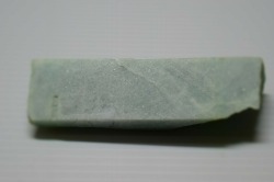 糸魚川産　翡翠原石　板