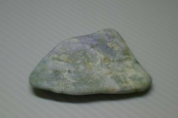 糸魚川産　翡翠原石