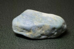 糸魚川産　翡翠原石