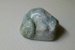 糸魚川産　 翡翠原石