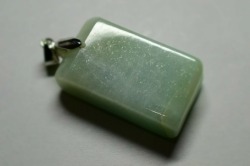 糸魚川産　ペンダントトップ