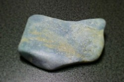 糸魚川産　翡翠原石