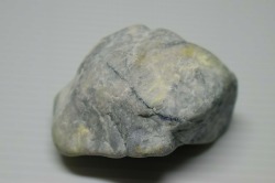 糸魚川産　翡翠原石