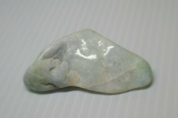 糸魚川産　翡翠原石