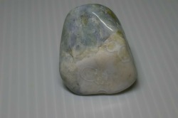 糸魚川産　翡翠原石　