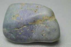 糸魚川産　ラベンダー原石　海石