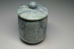 糸魚川産　翡翠　蓋付き湯飲み